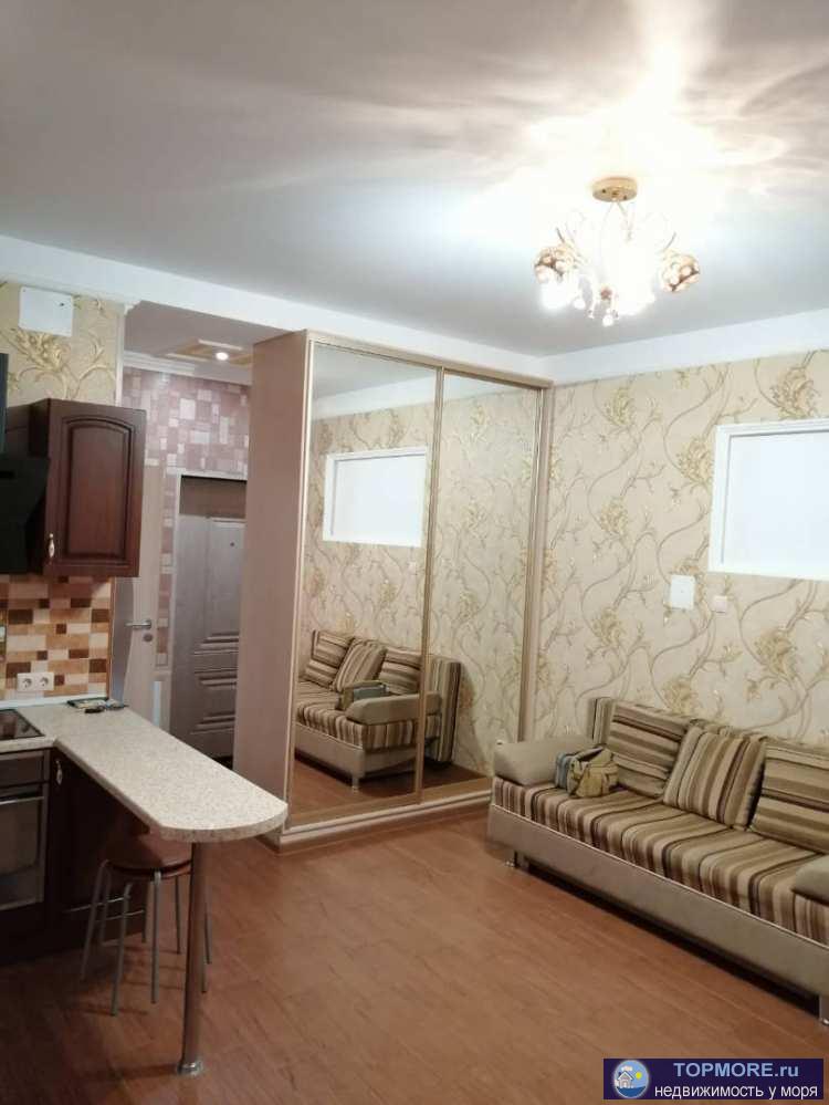 Лот № 148767. Просторная квартира-студия 35м2 с балконом 2 м2 с видом на море! Квартира с ремонтом, мебелью и... - 1