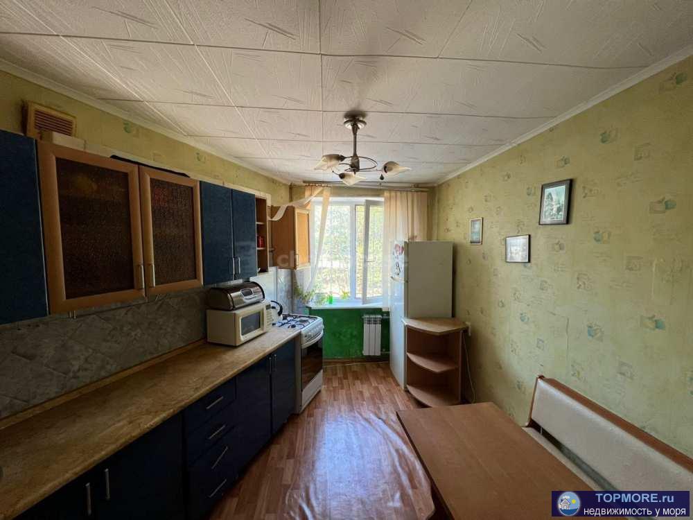  Продается двухкомнатная квартира ( чешка) с удачной планировкой.  Квадратная кухня, широкий коридор, раздельный... - 1