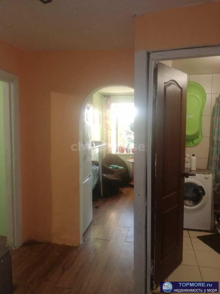 Предлагается к продаже трехкомнатная квартира 61 кв.м. на 2 этаже двухэтажного дома село Табачное  До остановки в... - 2