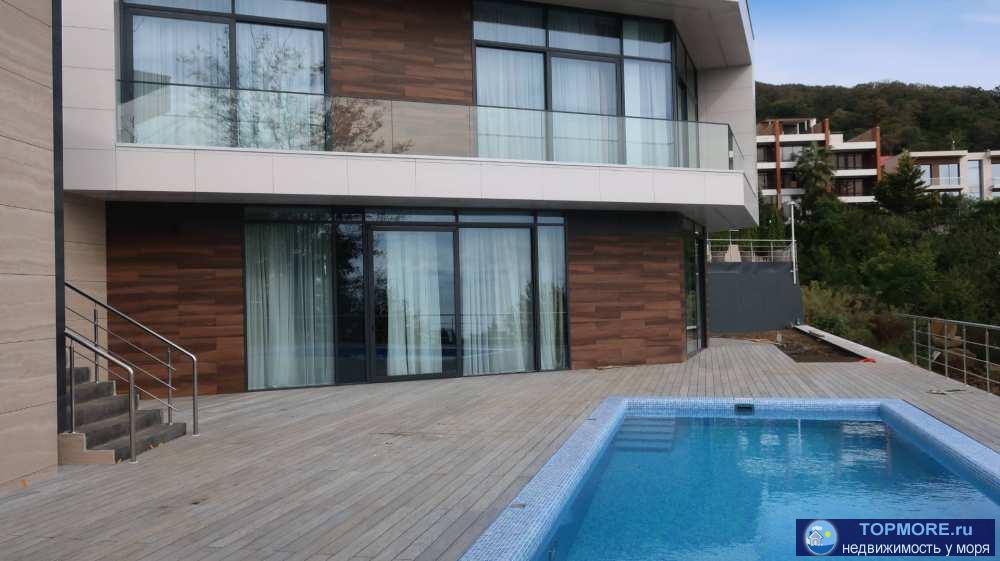 Лот № 164204. Отдельно стоящий дом 330 кв.м. на 7 сот земли. Ремонт 100%, 3 спальни, кухня гостиная, 3 с/у, комната...