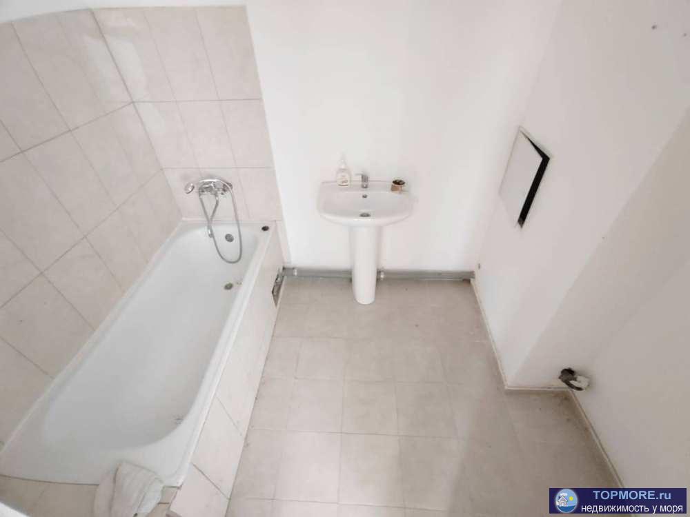 Лот № 171594. Привет всем любителям солнца и моря! Хочу предложить вам великолепную квартиру в самом сердце Сочи, в...