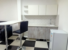 Сдается на длительный период новая квартира-студия в Гагаринском...