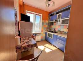 Сдается двухкомнатная квартира 48 кв.м. по улице Адмирала Юмашева...