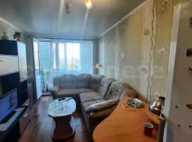 Предлагается к продаже комната с балконом в коммунальной квартире в...