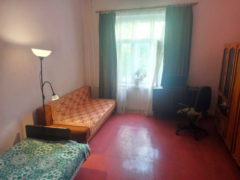 Продам комнату 20 метров с отдельным кадастровым, Херсонский сертификат подходит в том числе.    Расположена На ул.... - 3