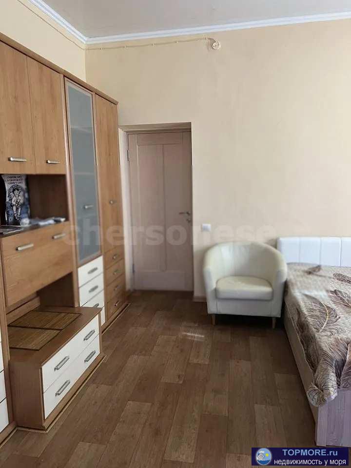 Сдается однокомнатная квартира 39 кв.м. по улице Шабалина 5 (Ленинский округ).  Светлая, уютная, сделан ремонт. Есть... - 2