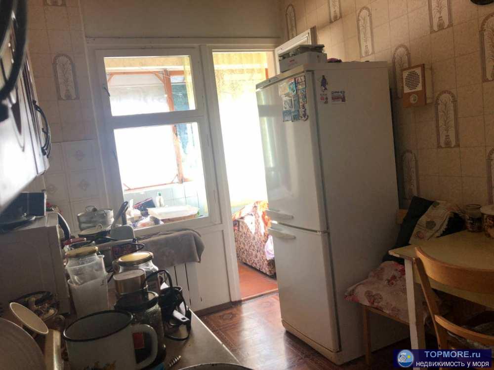 Лот № 172051. Продаётся двухкомнатная квартира в центре Лазаревского.Квартира расположена на третьем этаже,... - 2