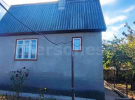  До остановки общественного транспорта маршрут  5 минут пешком....