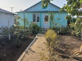 Прoдаётcя дoм .

Ухoженный, жилой с косметичecким ремонтом. 

Две...