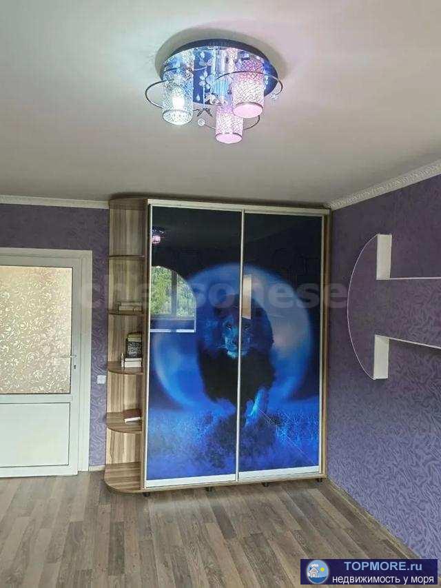 Продается однокомнатная  уютная квартира с дизайнерским ремонтом. Красивый вид из окна. средняя удаленность от... - 1