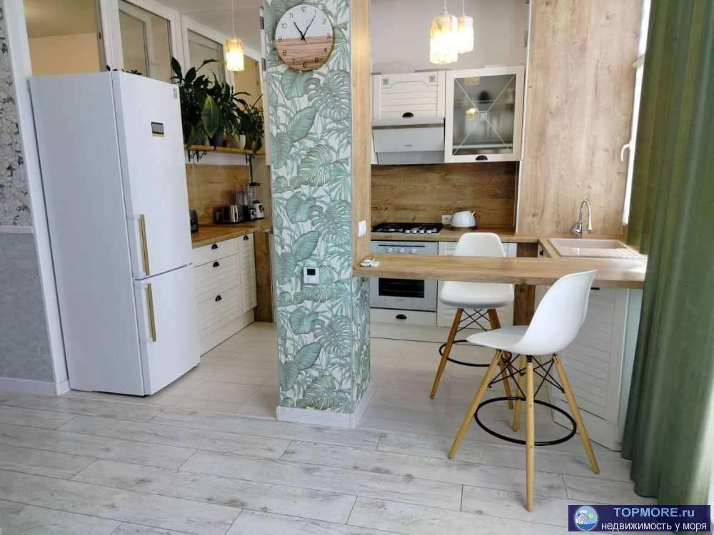 Лот № 172595. Продаю квартиру у моря.  Статус-квартира! Просторная ,полностью укомплектованная евро трёхкомнатная...