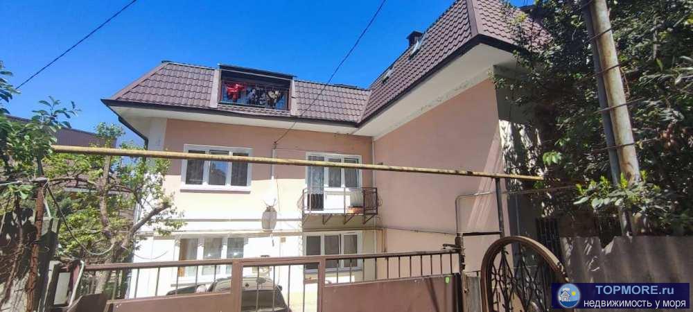 Лот № 142702. Продаю долю в доме.  Своя территория, парковка.