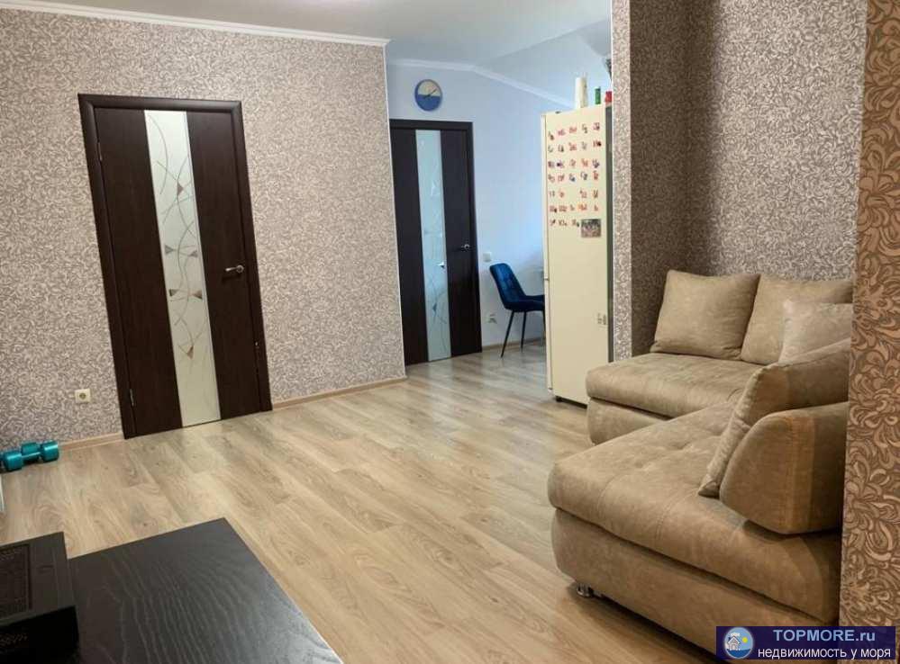 Лот № 171971. Продаю 2х комнатную квартиру или  евротрешку. Две изолированные комнаты, кухня-гостиная, гардеробная,... - 1