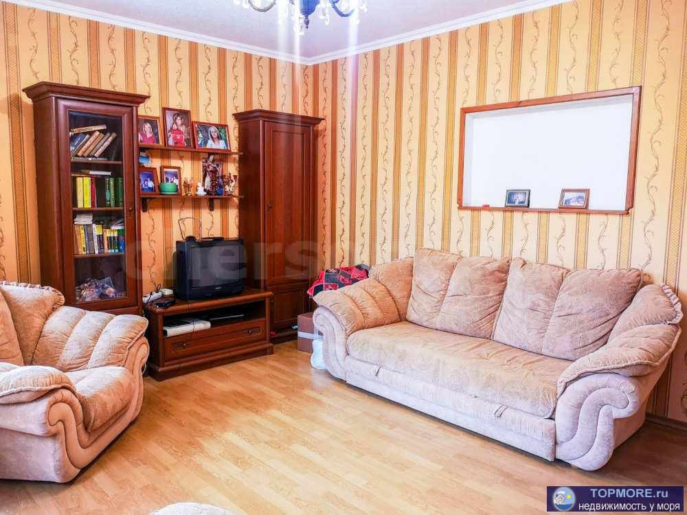 Предлагаем к продаже дом 99,8 кв.м.+ летний домик 57.6 кв.м + гостевой домик 55.7 кв.м суммарно 213 кв.м... - 1