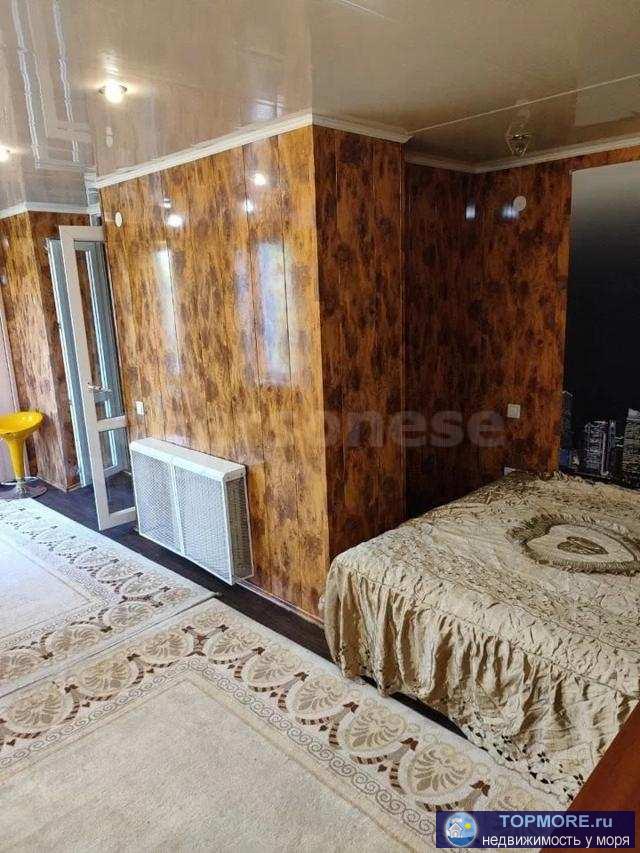 В продаже отличная двухкомнатная чешка с большой пристройкой в Инкермане. Дом построен из инкерманского камня, что... - 2