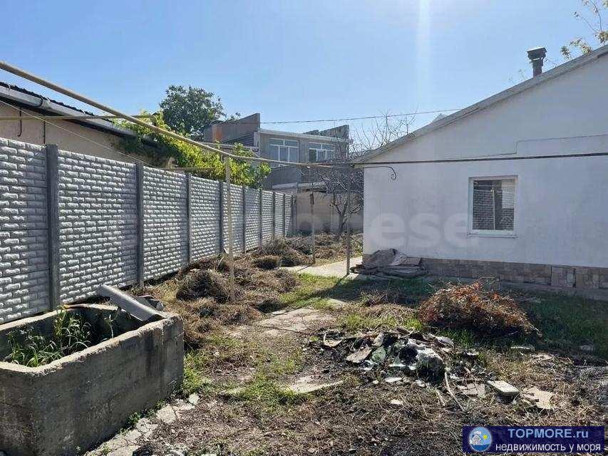 Предлагается к продаже  одноэтажный дом 39 кв.м. на участке 4 сотке в Республике Крым, город Бахчисарай.   Участок по... - 2