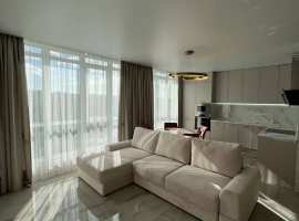 Лот № 173830. 3-комнатная квартира в жк Раз Два Три представляет...