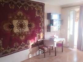 Продается 2к квартира.

В квартире  заменены сантехника, сделан...