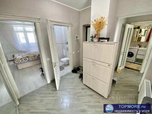 Продается однокомнатная квартира, общей площадью 34,8 кв.м. расположенная в одном из самых лучших районов пгт....