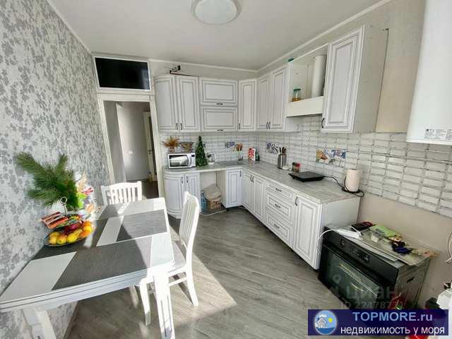 Продается однокомнатная квартира, общей площадью 34,8 кв.м. расположенная в одном из самых лучших районов пгт.... - 2