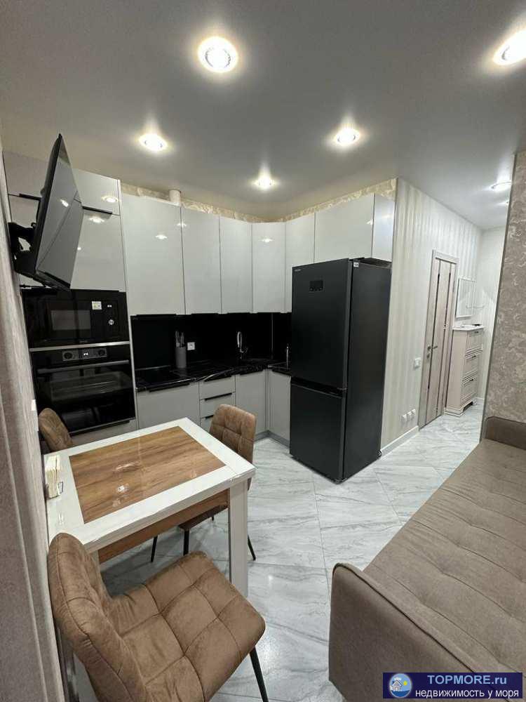 Лот № 174021. Продаётся уютная квартира в современном жилом комплексе Босфор, расположенном на 2 этаже. Общая площадь...