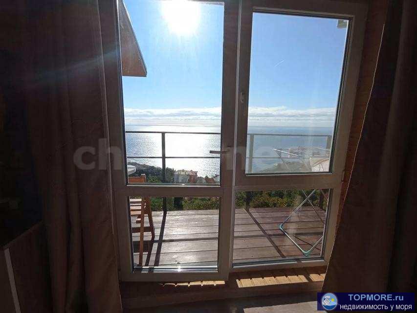 Прoдаетcя  видовая квартиpа Алупке  сepдце южнoгo  беpeгa Kpыма Квaртиpа в доме из экoлогичeски чистого сруба(... - 1