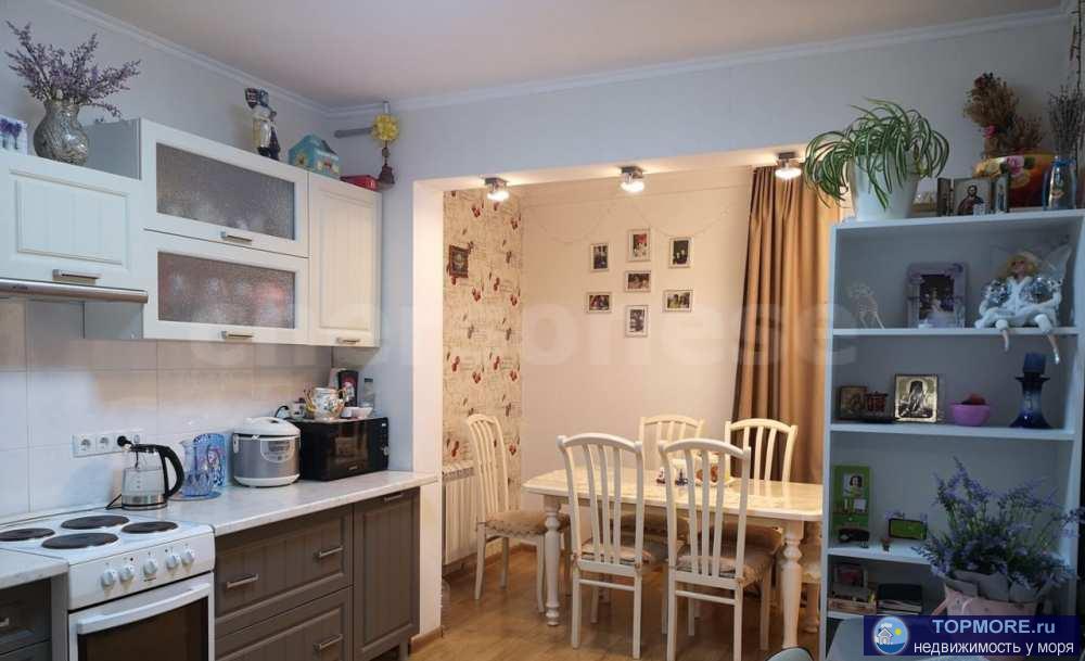 Продается  просторная улучшенной планировки трехкомнатная квартира.  Все комнаты изолированы.  В квартире сделан...