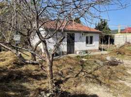 Предлагается к продаже  одноэтажный дом 39 кв.м. на участке 4 сотке...