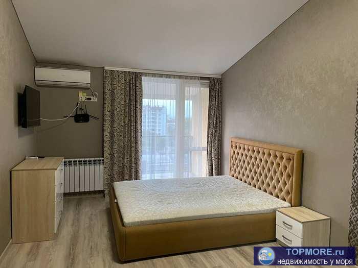 Сдается крупногабаритная 1 комнатная квартира в Центральном районе г. Севастополя, ул Николая Музыки. Светлая и... - 2