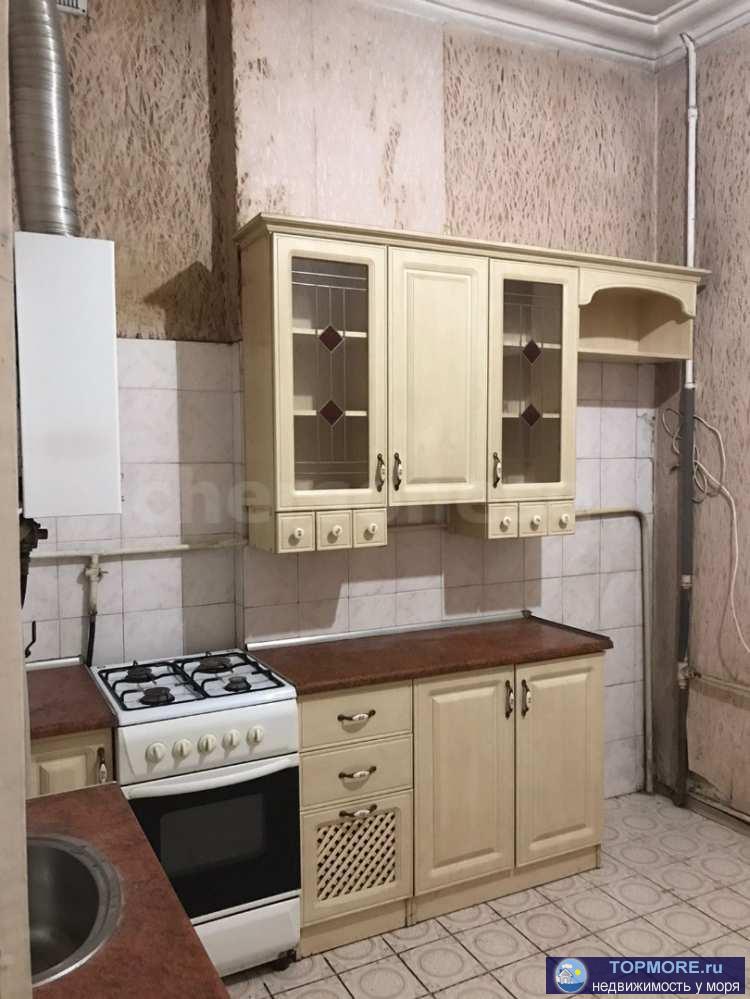 За наличный расчет!  Предлагается к продаже двуxкомнатнaя квартирa в самом центpе города.  Дом нaпpотив кинотeaтpa... - 1