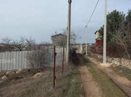 Участок  4,2 сотки, квадратный,  без уклона. Размер 20 х 21 м

Свет...