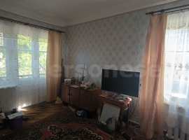 В продаже комната в трехкомнатной квартире в доме сталинской...