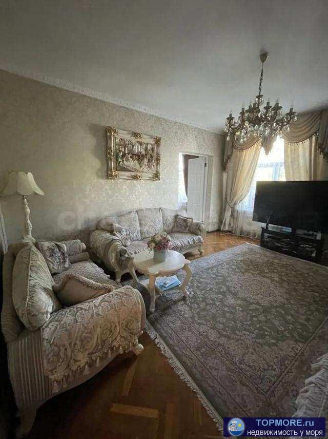      	 		 			 			Предлагается к продаже четырехкомнатная квартира в самом центре Севастополя.  			Квартира находится...