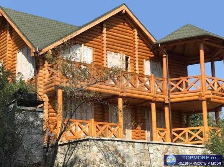 Дом 165 кв.м  Построен из ангарской сосны 220 диаметра. Лаги и полы лиственница. Дом ручной сборки. Чашки без единого... - 1