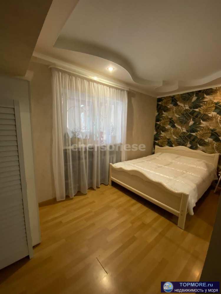 Продается однокомнатная квартира на ул. Кирова.  Спальный район, в шаговой доступности торговый центр Конфетти,...