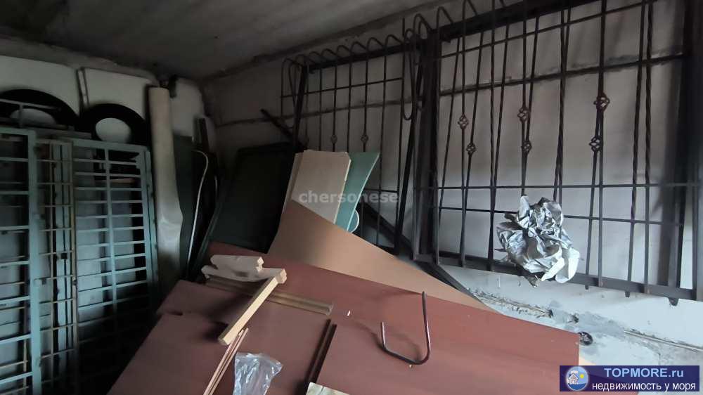 В продаже гараж в ГК Элеватор. Недалеко от въезда в корпоратив. Общая площадь 20 кв.м. Сухой, иметься электросчетчик... - 1