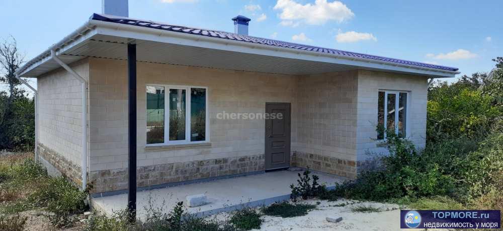 Продается новый каменный дом 92 кв.м. на ровном участке 4 сотки в СТ Морзаводец, Балаклавский р-н.  В доме 3 спальни,...