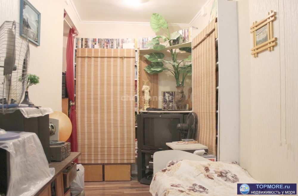 Продается крупногабаритная квартира необычной планировки. В доме 2012 года постройки с двумя входами и навесом на 2-3... - 1