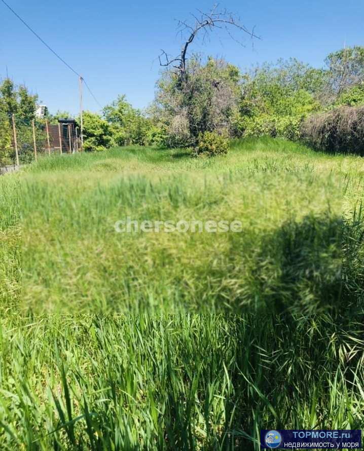 Продаётся участок 6 соток в СТ "Океан МГИ". Удобное месторасположение, до остановки 500 метров. Рядом...