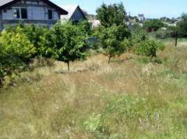 Ровный участок, правильной прямоугольной формы с широким фасадом в...