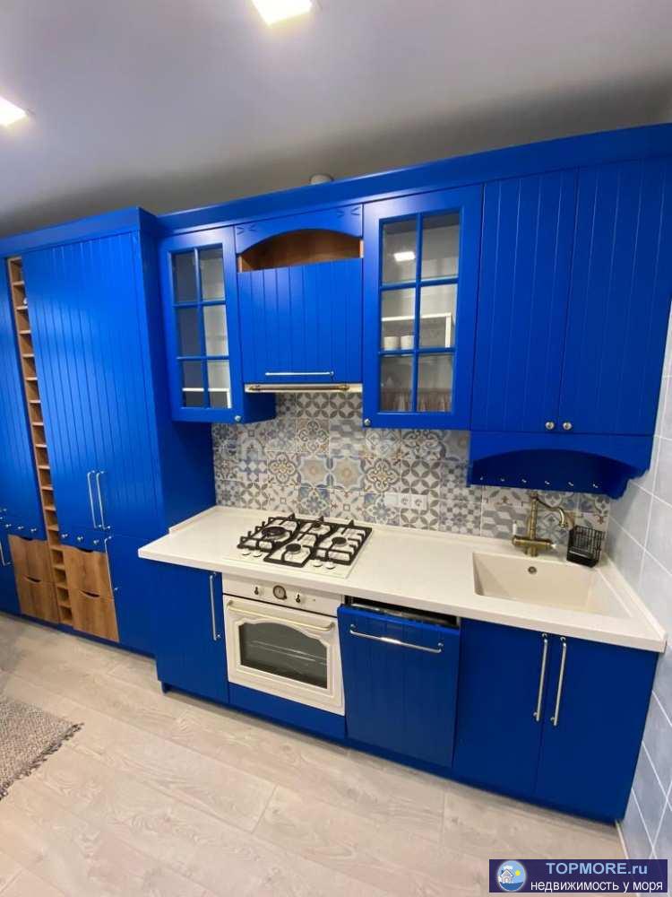  В продаже двухкомнатная квартира в близости к центру Севастополя.         Про квартиру: полностью готова к... - 2