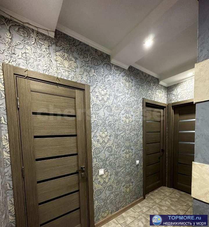 Лот № 73820  Продается двухкомнатная квартира в новом доме закрытой территорией.  Качественная входная дверь, окна от...