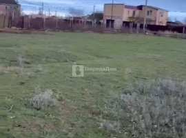 Продам земельный участок 8 соток, ИЖС, р-н 
Аджиголь, ул. Кафа 29,...