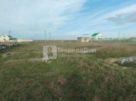 Продам земельный участок 8 соток, ИЖС, р-н 
Аджиголь, ул. Кафа 33,...