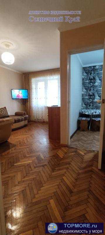 Продаётся 1-комнатная квартира в самом центре Анапы. 35 кв.м. Комната поделена на 2 зоны. Укомплектована всем...