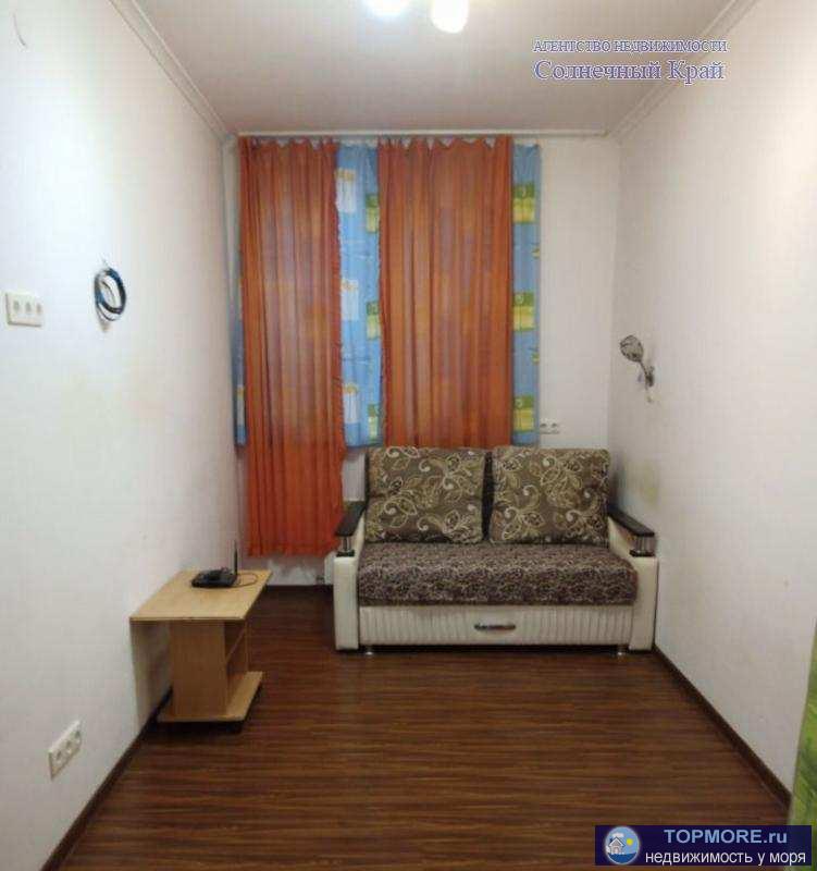 Продаётся 2-х комнатная квартира в г.Анапа. 43 кв.м. Район Центрального рынка. Индивидуальное газовое отопление....