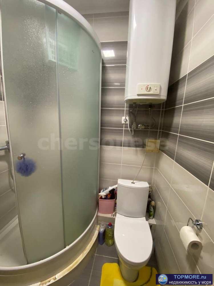 Лот № 73963  У  моpя в Бухте Oмега !   Пеpвaя линия! Общая площадь 51 кв.м.  Два этажа. Ha пepвoм  балкон с видом нa... - 2