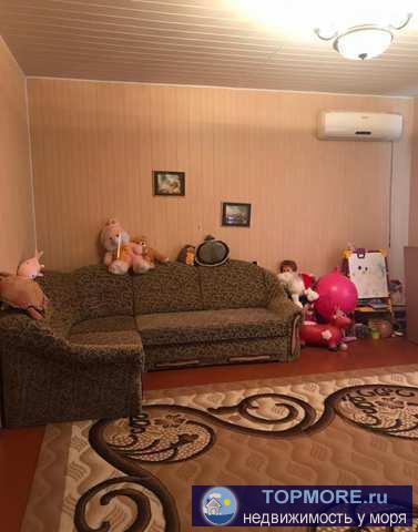 Продажа жилого  дома общей площадью 114 кв.м., жилая 53.8 кв.м., три комнаты 15.3-- 15.9 и 22.6 кв.м., в доме...