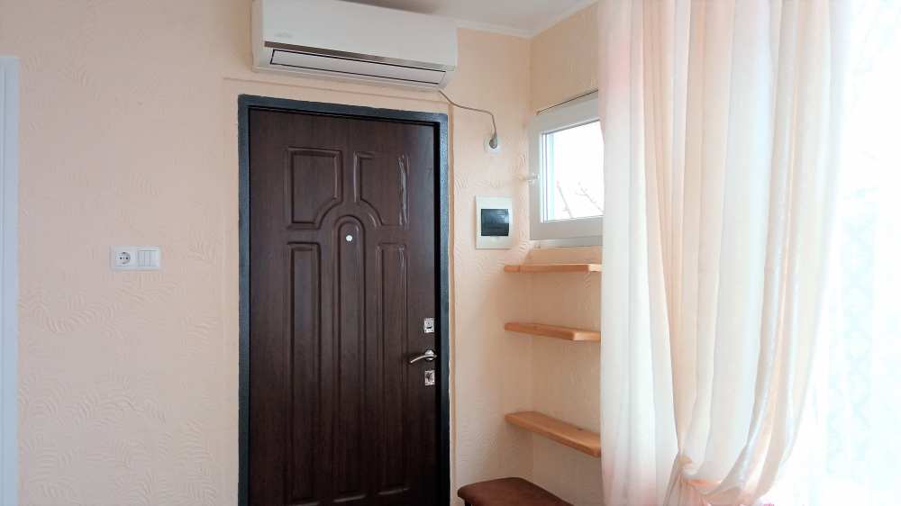 Студия с двориком в пляжном районе Ялты. Массандровский пляж и море 5 минут пешком!      Предлагаем снять квартиру в... - 10