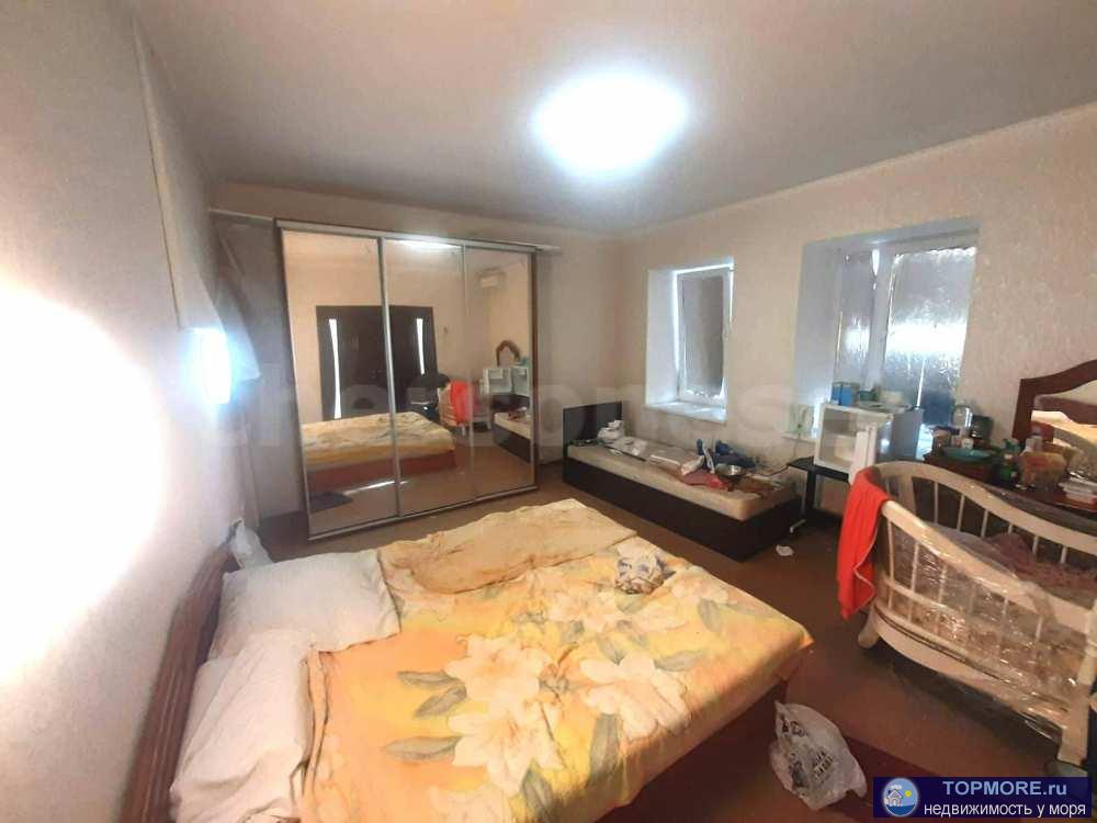 Лот № 73904  Продается уютная квартира в исторической части города. Бутовые метровые стены создают свой микро... - 2